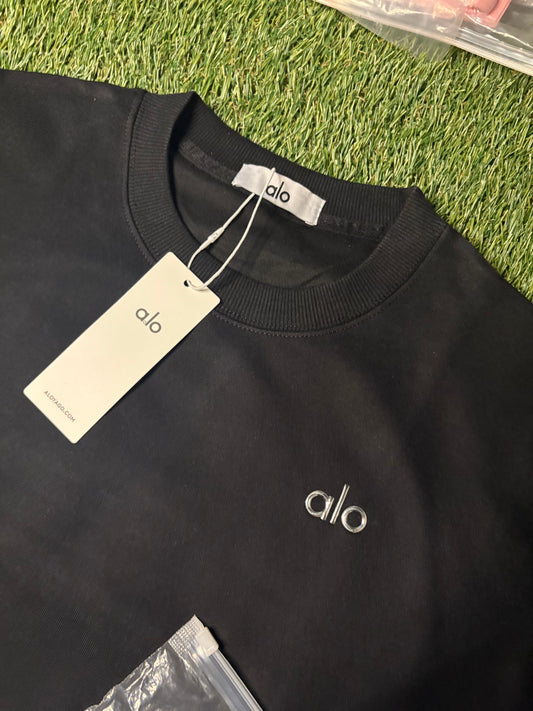 ALO Crewneck (Black)