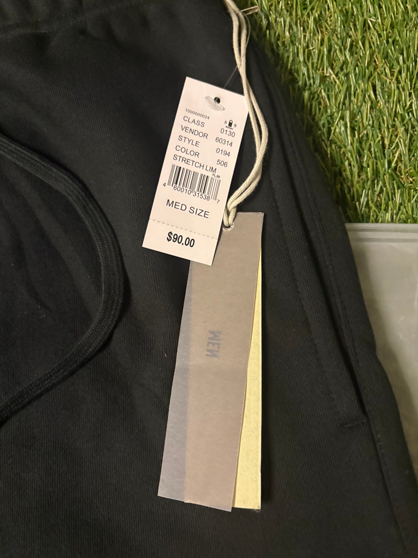 Black Essentials Sweatpants (M)