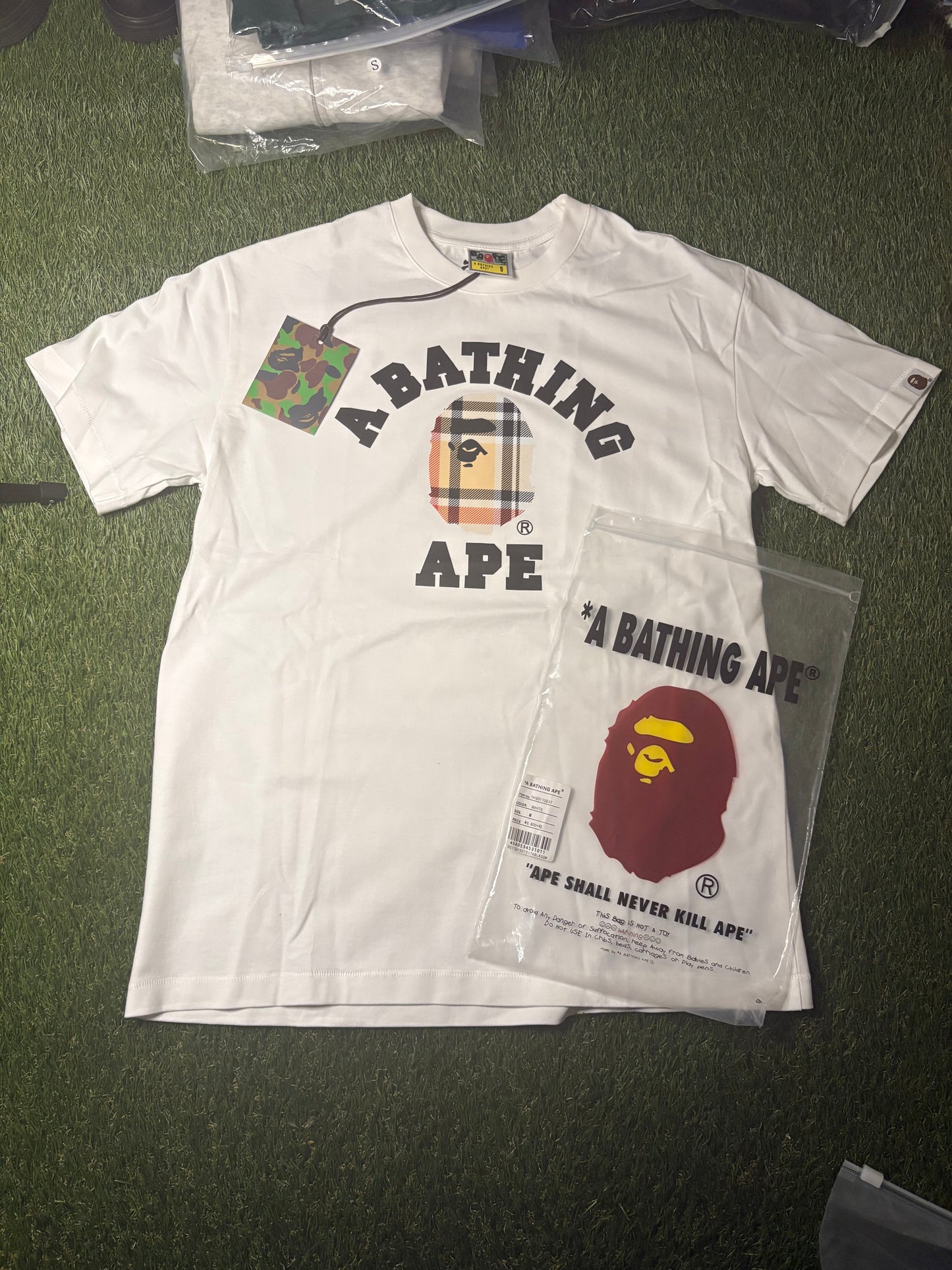 BAPE White Graphic T-Shirt (S)