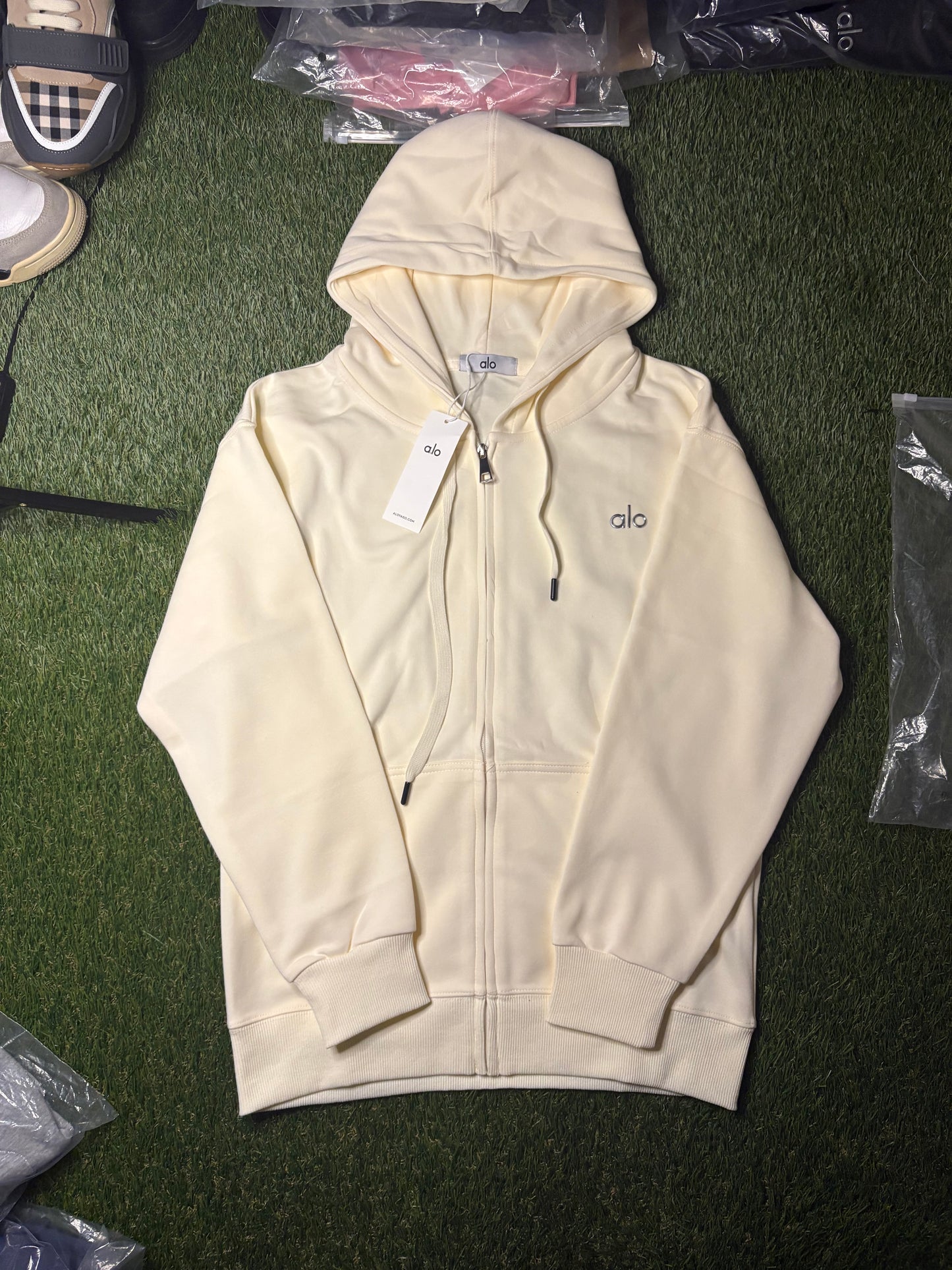 ALO Zip-Up (Beige)